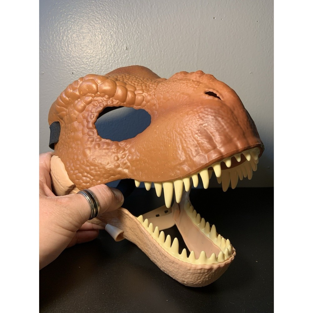 Jurassic Park World Mask 2017 Tyrannosaurus Rex Dinosaur T-Rex‎ Moving Jaw NWOT